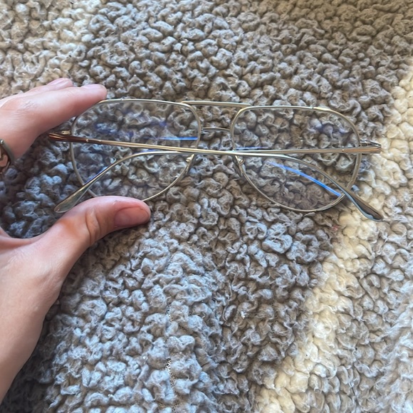 COPY - TOM FORD
Gunmetal Aviator Blue-Block Glasses - Picture 3 of 5